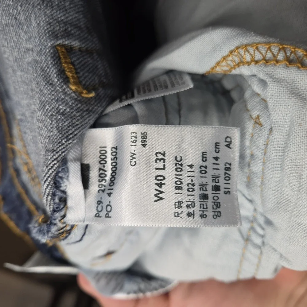 Levis‎ 502 Regular Taper Mens Jeans 40x32 Dark Wash Blue Denim 29507-0001